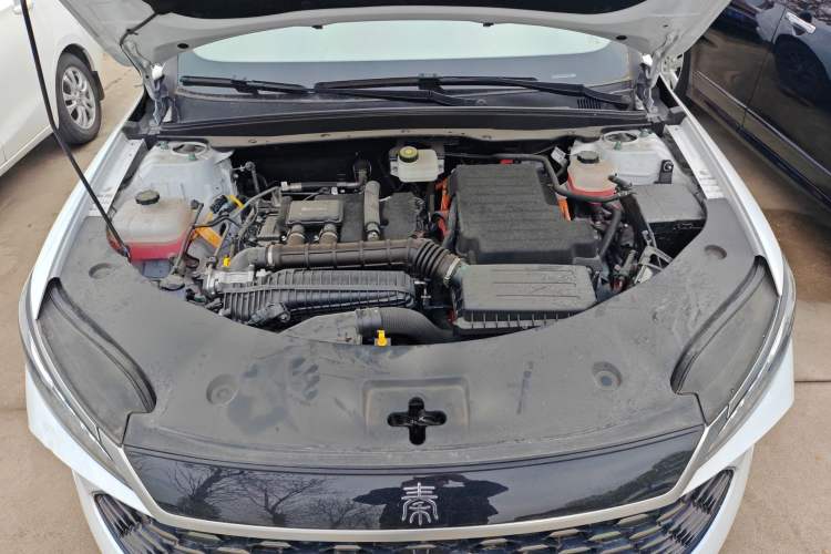 Used BYD Qin PLUS 2025 DM-i Smart Drive 55KM Leading Model Engine Bay