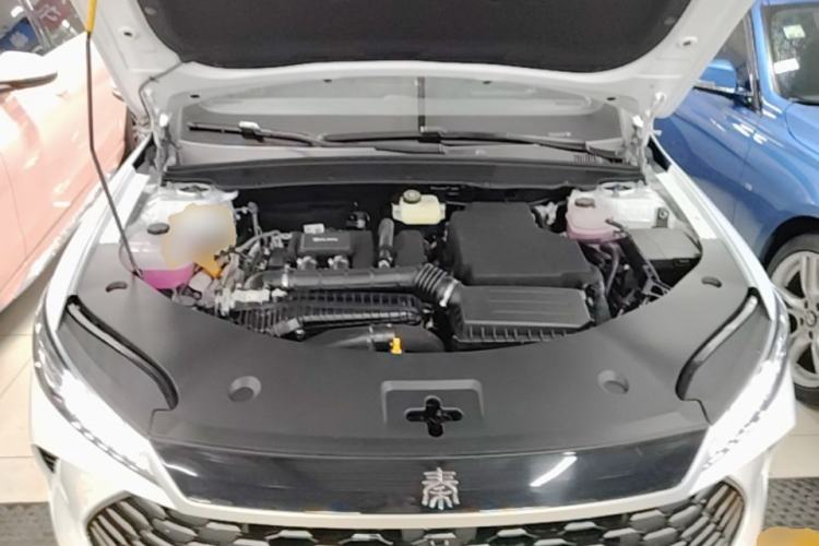 Used BYD Qin PLUS 2025 DM-i Smart Drive 55KM Leading Model Engine Bay