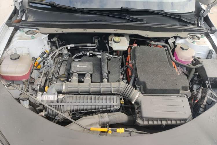 Used BYD Qin PLUS 2025 DM-i Smart Drive 120KM Superior Model Engine Bay