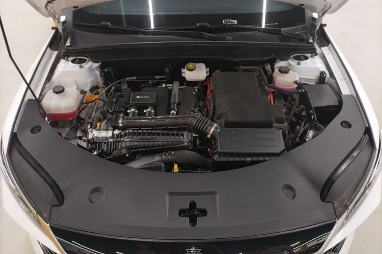 Used BYD Qin PLUS 2025 DM-i Smart Drive 55KM Leading Model Engine Bay