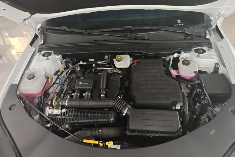Used BYD Qin PLUS 2025 DM-i Smart Drive 55KM Leading Model Engine Bay