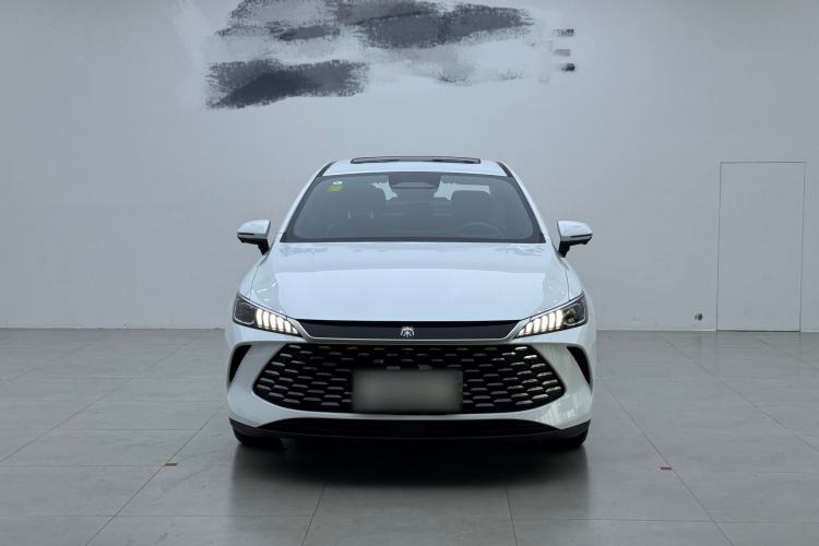 Used BYD Qin PLUS 2025 DM-i Smart Drive 55KM Beyond Model Exterior 1