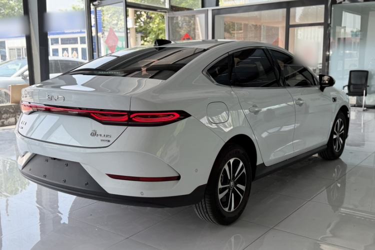 Used BYD Qin PLUS 2025 DM-i Smart Drive 120KM Superior Model Exterior 1