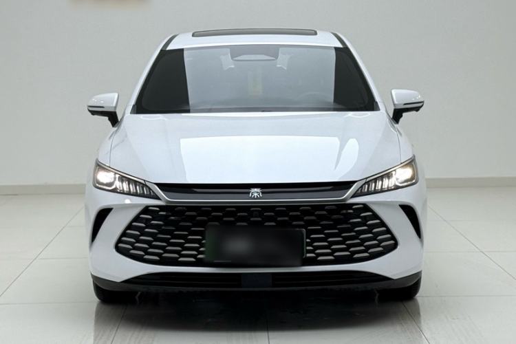 Used BYD Qin PLUS 2025 DM-i Smart Drive 55KM Beyond Model Exterior 1