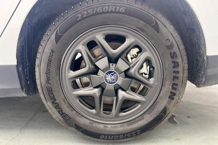Used BYD Qin PLUS 2025 DM-i Smart Drive 55KM Leading Model Exterior 11