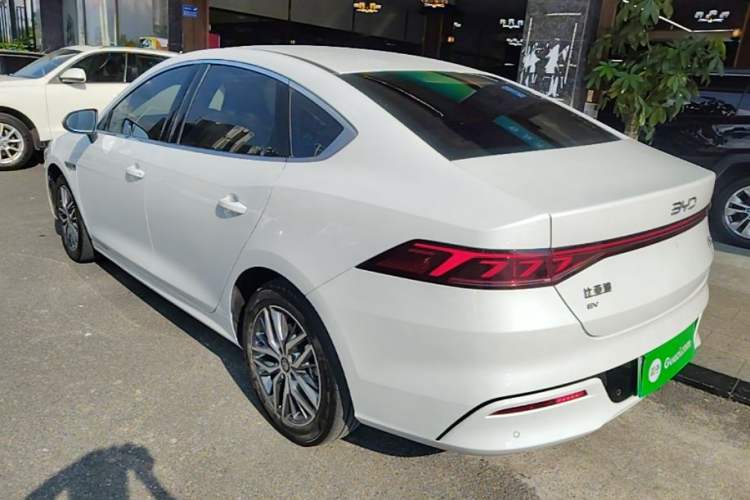 Used BYD Qin PLUS 2025 EV 510KM Standard Range Model Exterior 2