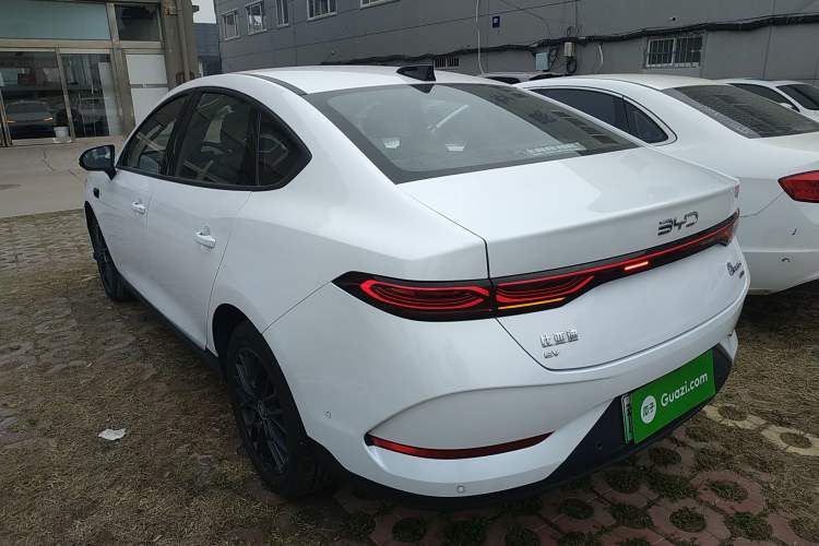 Used BYD Qin PLUS 2025 EV Smart Drive Edition 420KM Leading Model Exterior 2