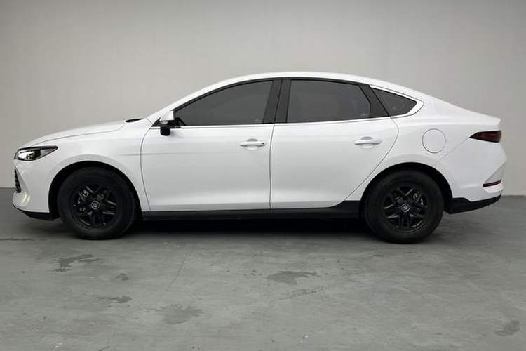 Used BYD Qin PLUS 2025 DM-i Smart Drive 55KM Leading Model Exterior 2