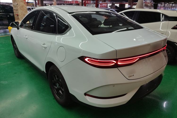 Used BYD Qin PLUS 2025 DM-i Smart Drive 55KM Leading Model Exterior 2