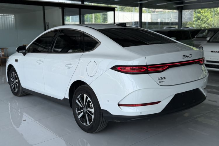 Used BYD Qin PLUS 2025 DM-i Smart Drive 120KM Superior Model Exterior 3
