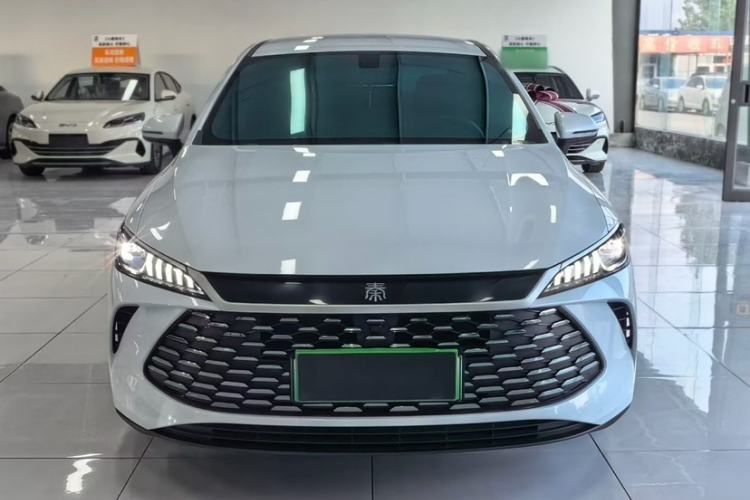 Used BYD Qin PLUS 2025 DM-i Smart Drive 55KM Leading Model Exterior 3