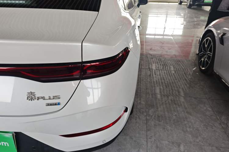 Used BYD Qin PLUS 2025 EV Smart Drive Edition 510KM Leading Model Exterior 3