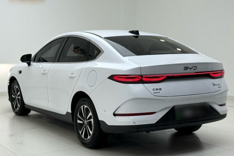 Used BYD Qin PLUS 2025 DM-i Smart Drive 55KM Beyond Model Exterior 3
