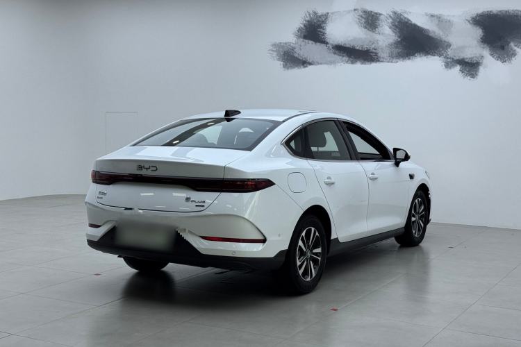 Used BYD Qin PLUS 2025 DM-i Smart Drive 55KM Beyond Model Exterior 4