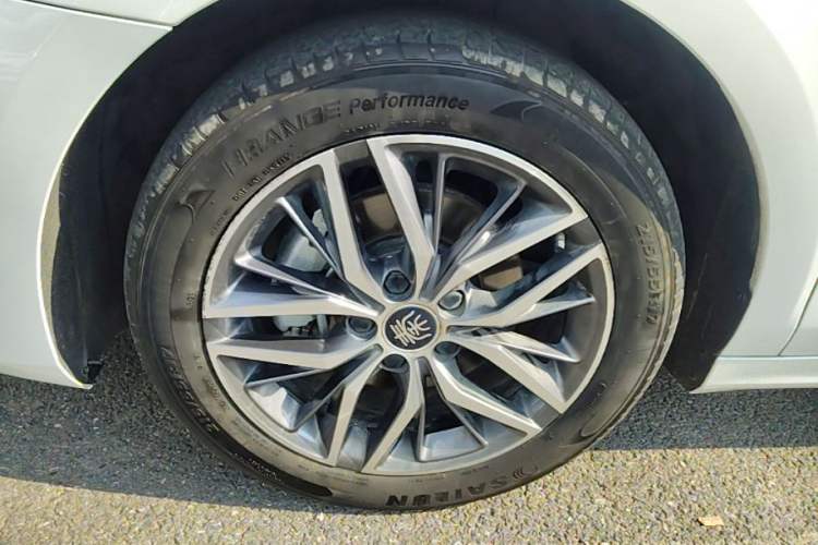 Used BYD Qin PLUS 2025 EV 510KM Standard Range Model Exterior 4
