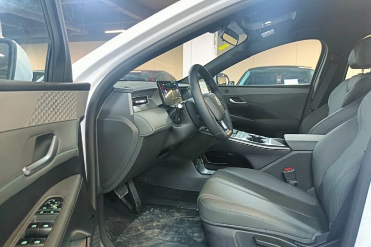 Used BYD Qin PLUS  Exterior 4