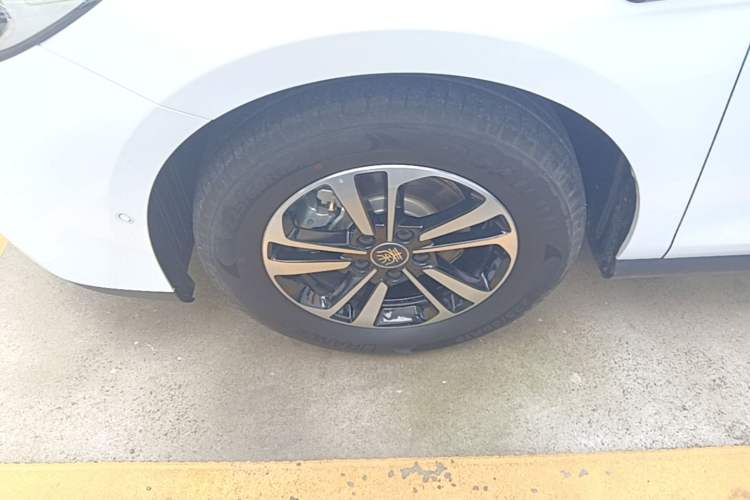Used BYD Qin PLUS 2025 DM-i Smart Drive 120KM Superior Model Exterior 4