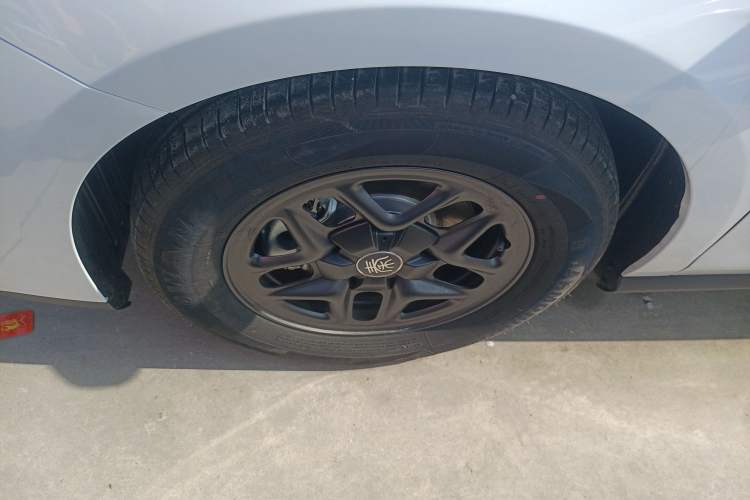 Used BYD Qin PLUS 2025 DM-i Smart Drive 55KM Leading Model Exterior 4