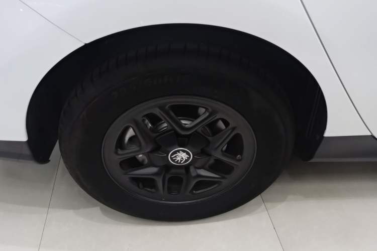 Used BYD Qin PLUS 2025 DM-i Smart Drive 55KM Leading Model Exterior 5