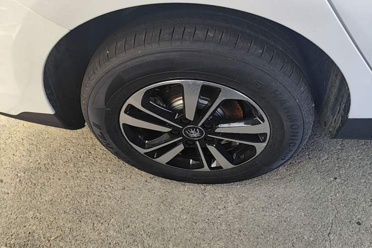 Used BYD Qin PLUS  Exterior 5
