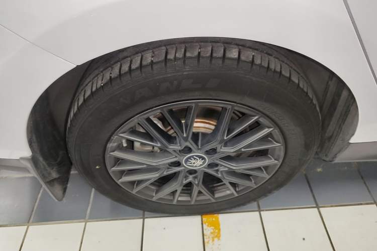 Used BYD Qin PLUS 2025 EV Smart Drive Edition 510KM Leading Model Exterior 5