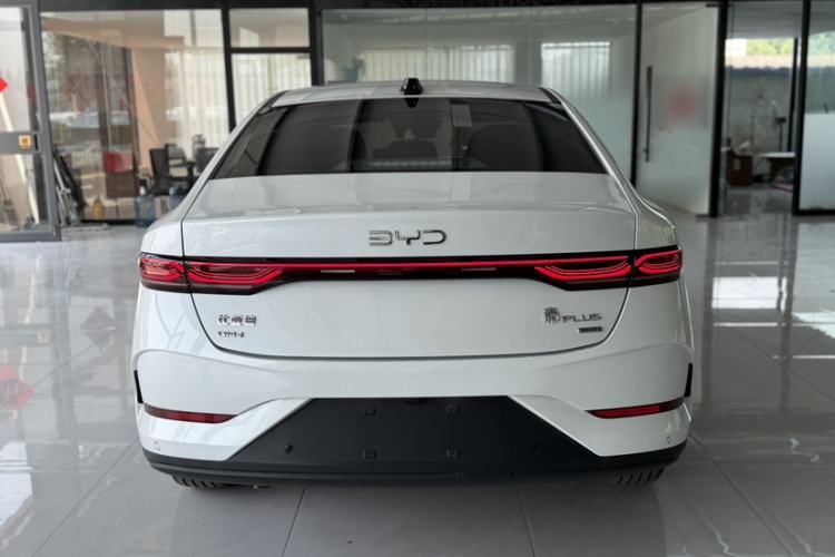 Used BYD Qin PLUS 2025 DM-i Smart Drive 120KM Superior Model Exterior 5