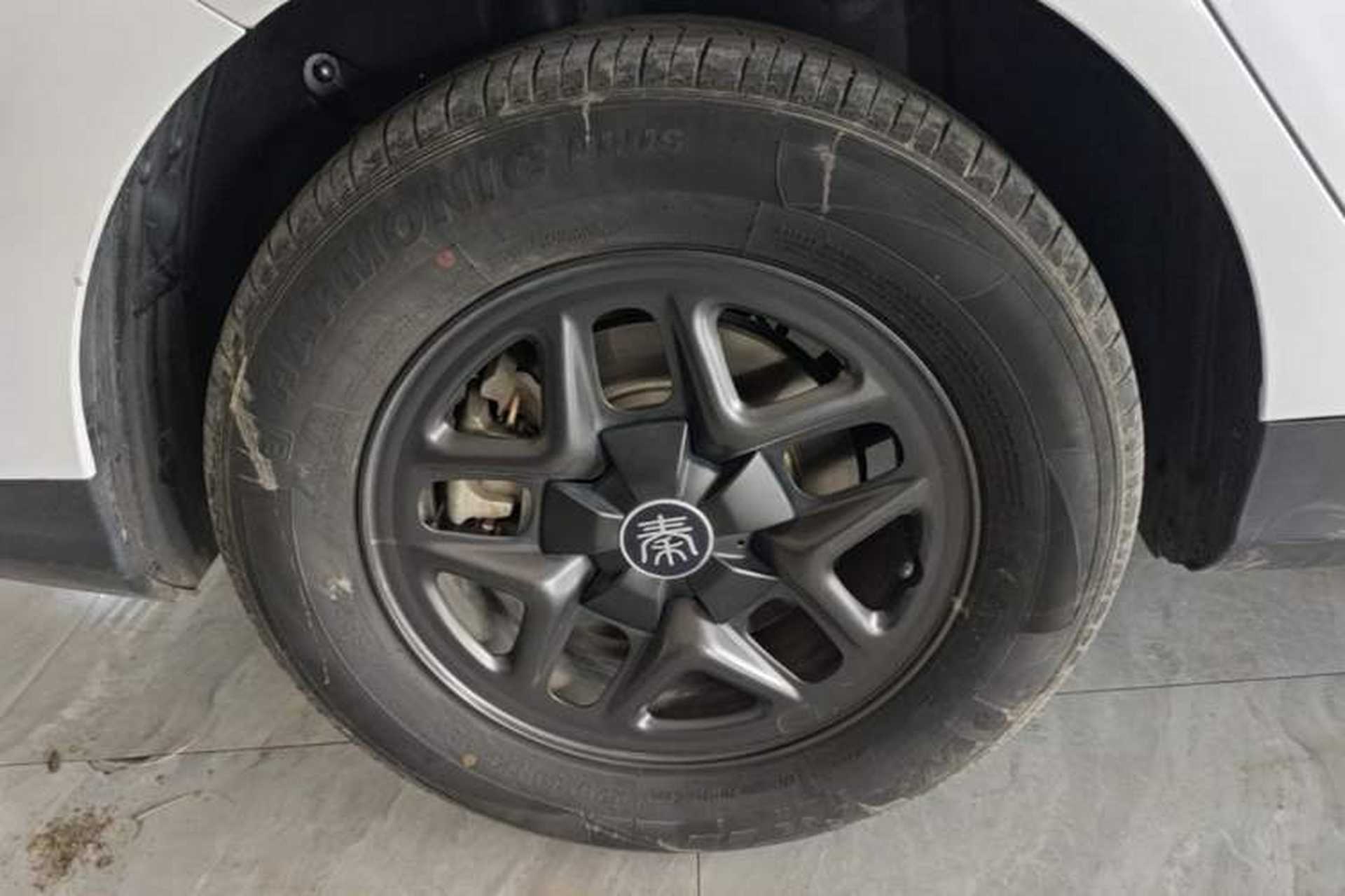 Used BYD Qin PLUS 2025 DM-i Smart Drive 55KM Leading Model Exterior 5