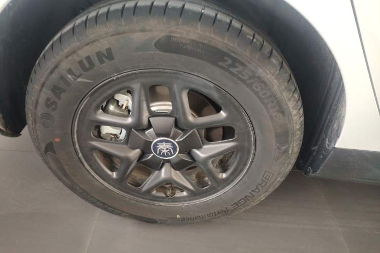 Used BYD Qin PLUS 2025 DM-i Smart Drive 55KM Leading Model Exterior 5
