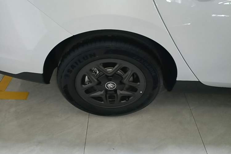 Used BYD Qin PLUS 2025 DM-i Smart Drive 55KM Leading Model Exterior 5