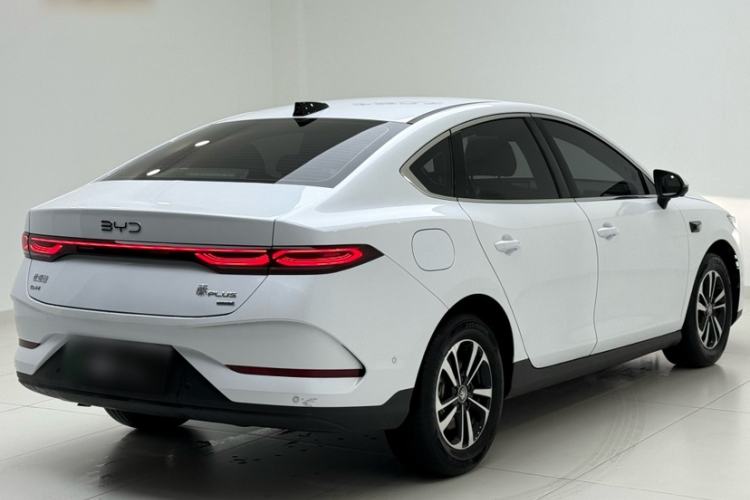 Used BYD Qin PLUS 2025 DM-i Smart Drive 55KM Beyond Model Exterior 5