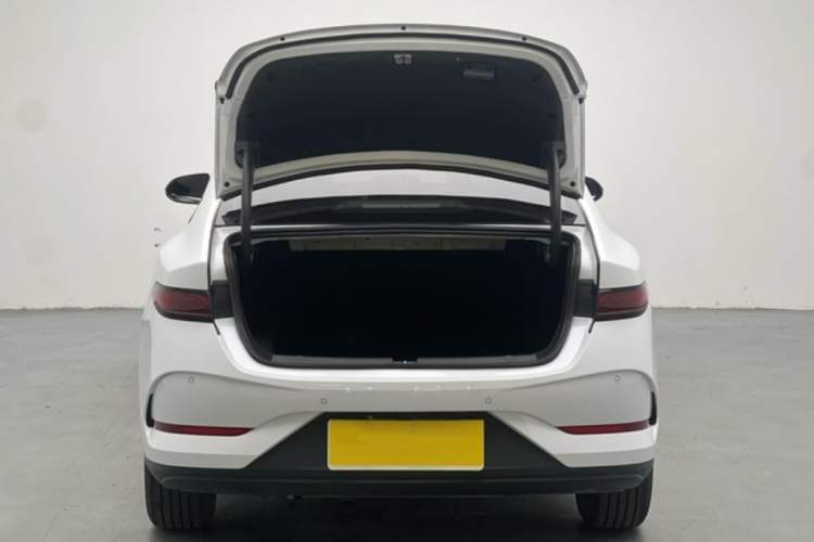 Used BYD Qin PLUS 2025 DM-i Smart Drive 55KM Leading Model Exterior 8