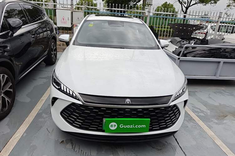 Used BYD Qin PLUS 2025 DM-i Smart Drive 55KM Beyond Model Front