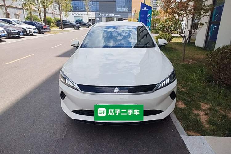 Used BYD Qin PLUS  Front