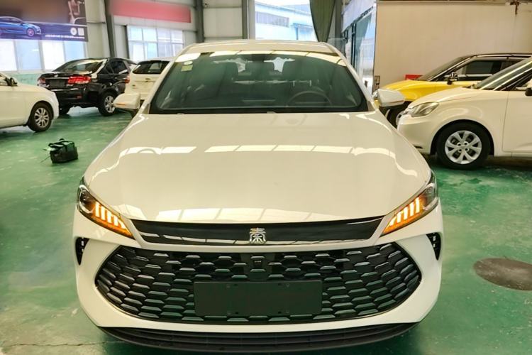 Used BYD Qin PLUS  Front