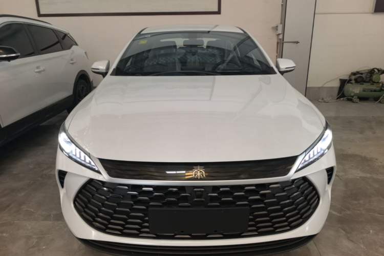 Used BYD Qin PLUS  Front