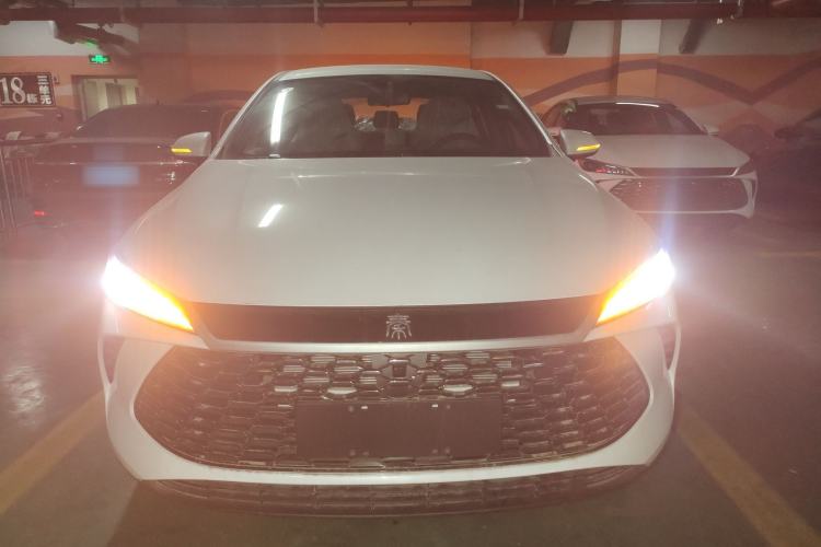 Used BYD Qin PLUS  Front
