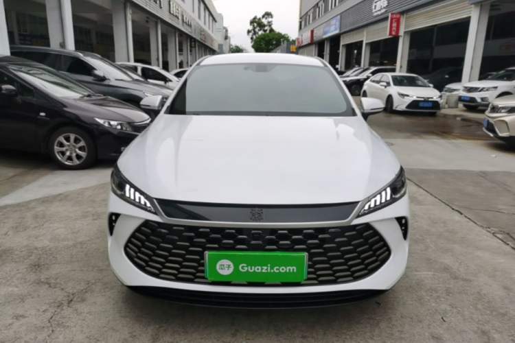 Used BYD Qin PLUS 2025 DM-i Smart Drive 55KM Leading Model Front