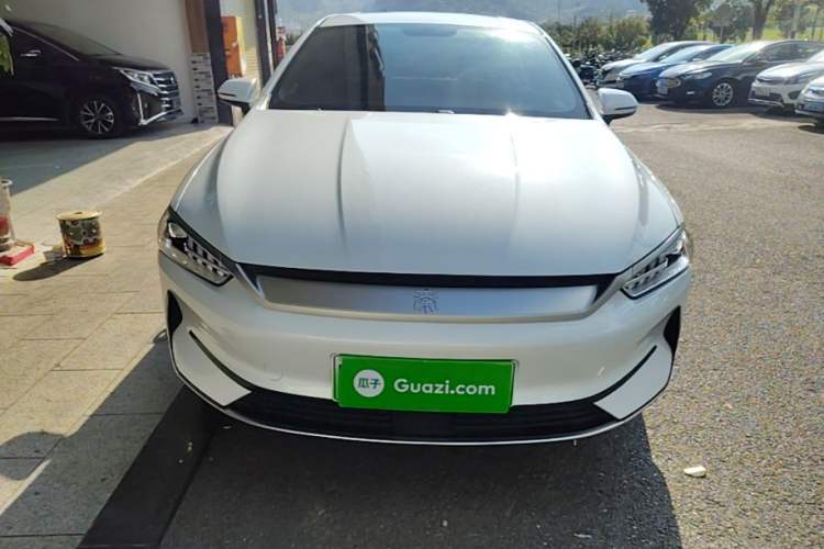 Used BYD Qin PLUS 2025 EV 510KM Standard Range Model Front