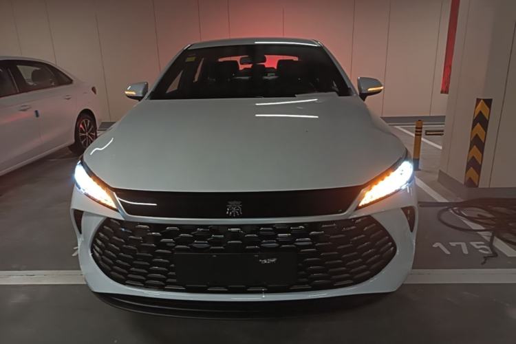 Used BYD Qin PLUS  Front