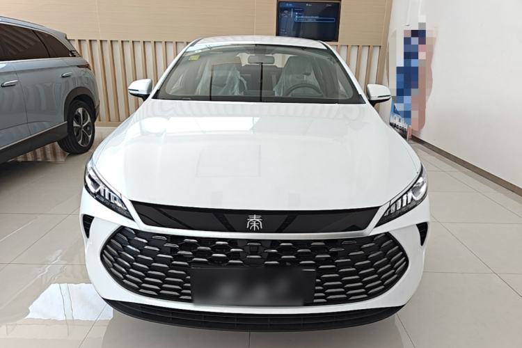 Used BYD Qin PLUS  Front