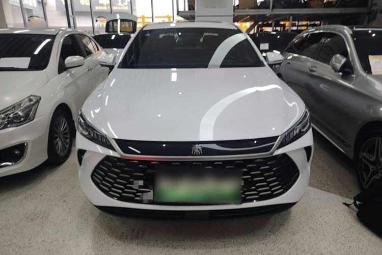Used BYD Qin PLUS 2025 DM-i Smart Drive 120KM Superior Model Front