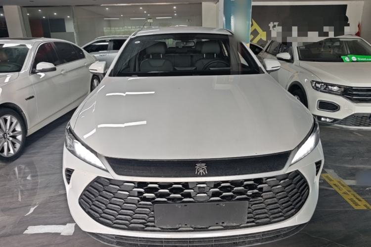 Used BYD Qin PLUS 2025 DM-i Smart Drive 55KM Leading Model Front