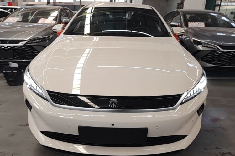 Used BYD Qin PLUS 2025 EV Smart Drive Edition 510KM Leading Model Front