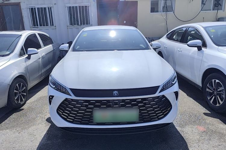 Used BYD Qin PLUS  Front
