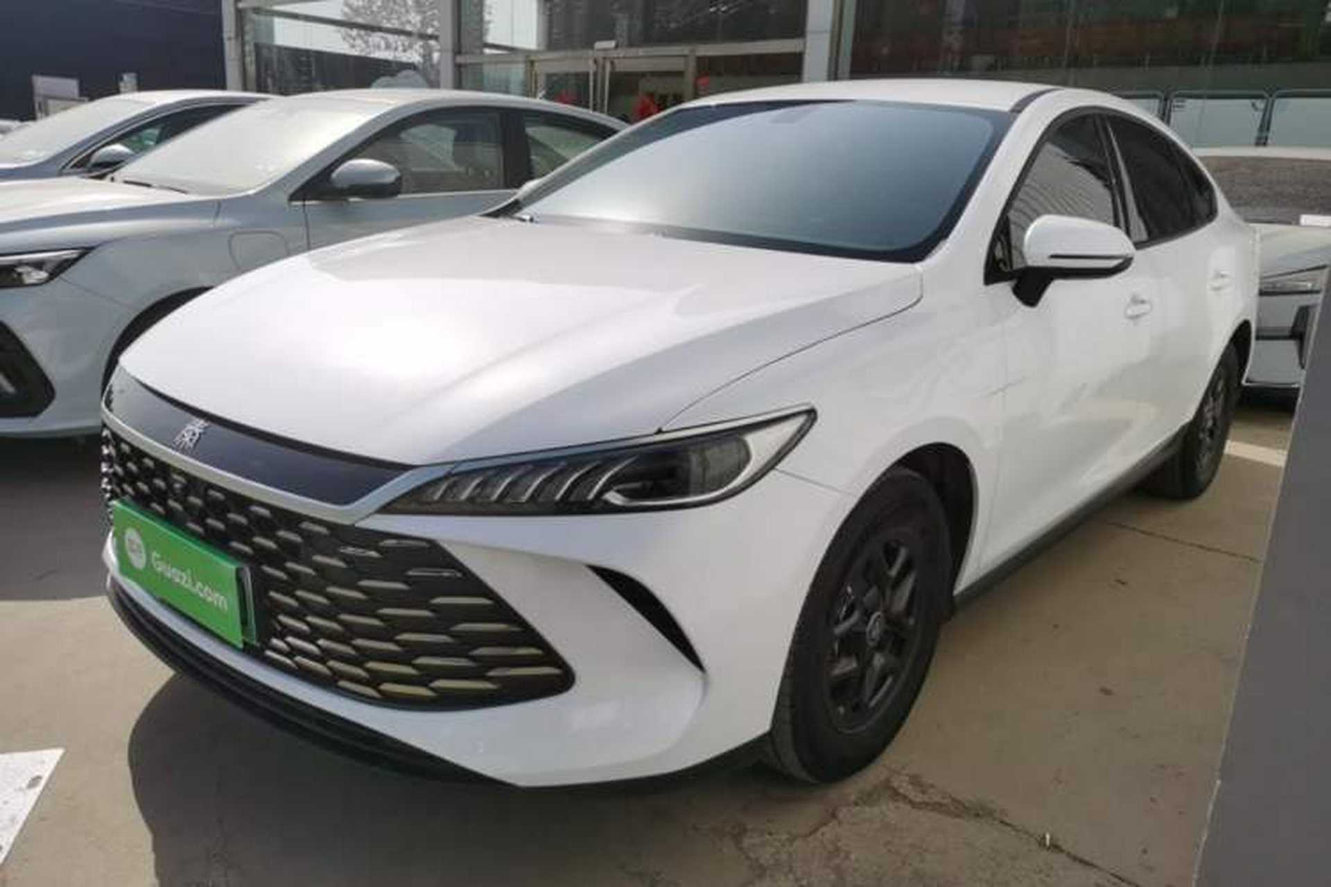 Used BYD Qin PLUS 2025 DM-i Smart Drive 55KM Leading Model Front Left 45 Deg