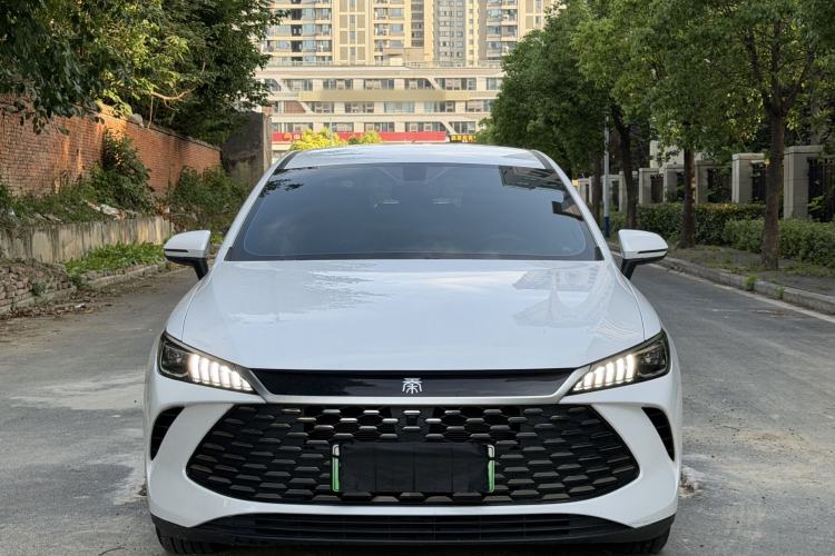 Used BYD Qin PLUS 2025 DM-i Smart Drive 55KM Leading Model Front