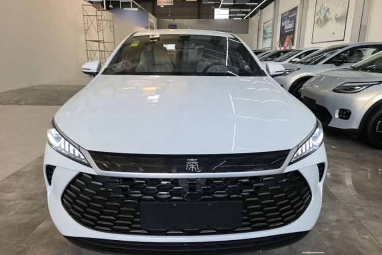 Used BYD Qin PLUS  Front