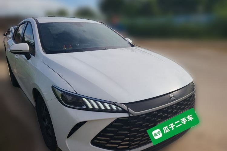 Used BYD Qin PLUS 2025 DM-i Smart Drive 55KM Leading Model Front Right 45 Deg