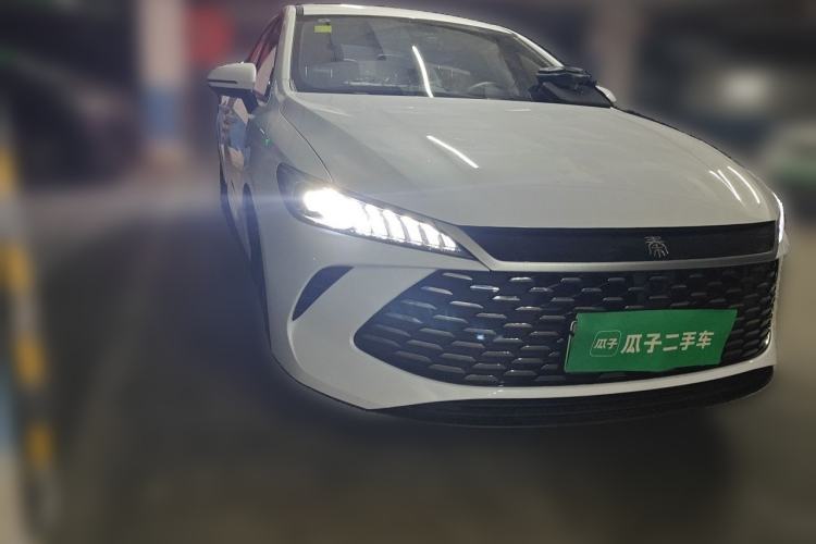 Used BYD Qin PLUS 2025 DM-i Smart Drive 55KM Leading Model Front Right 45 Deg