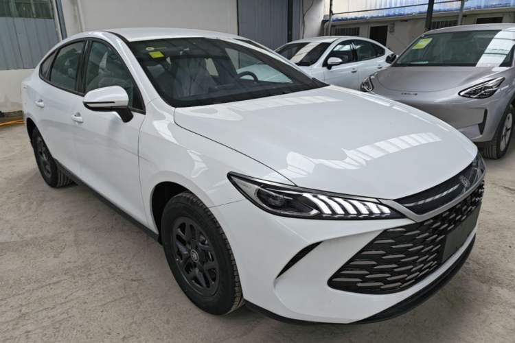 Used BYD Qin PLUS  Front Right 45 Deg